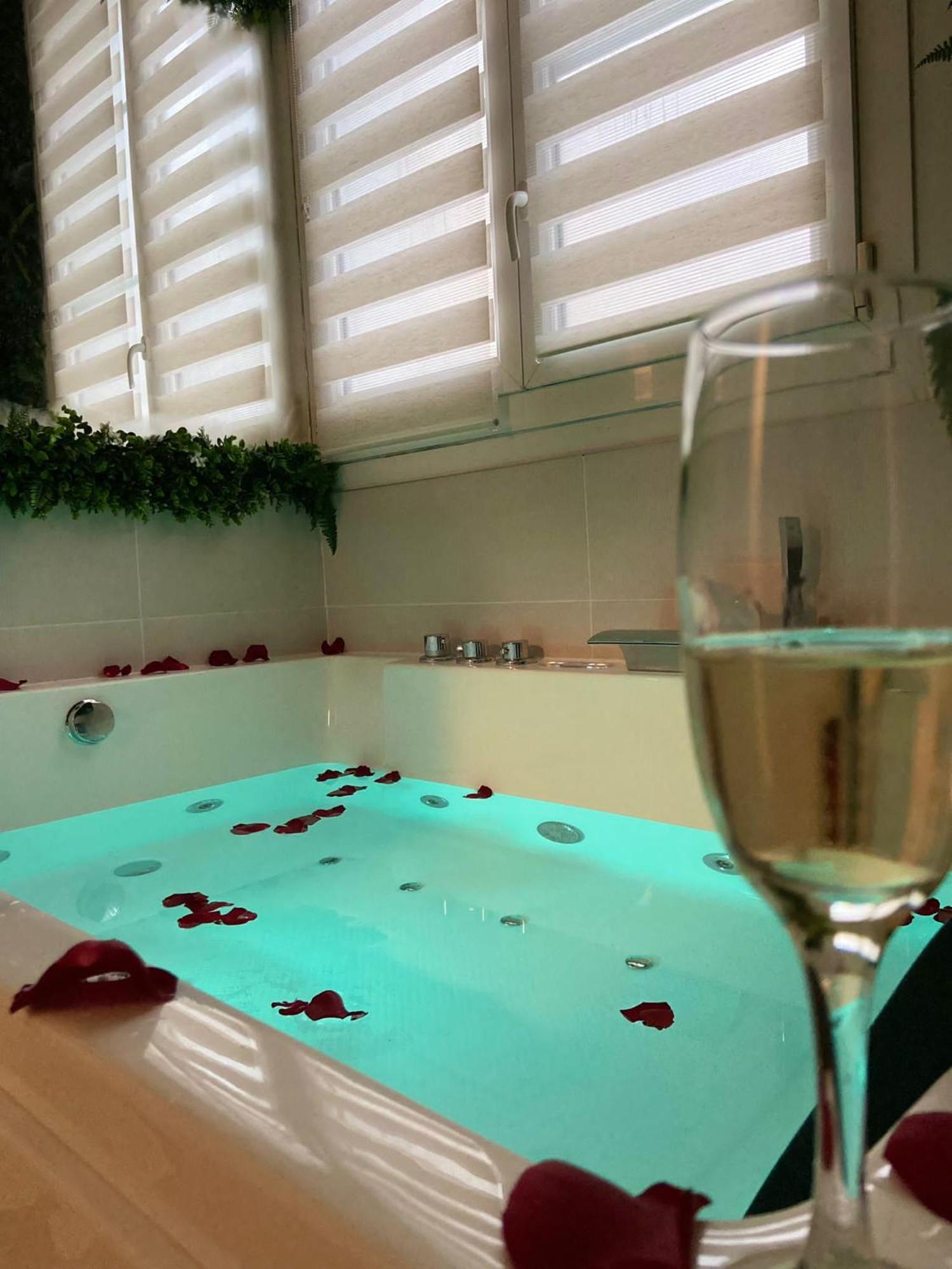 Jacuzzi Centre Appartement Caen
